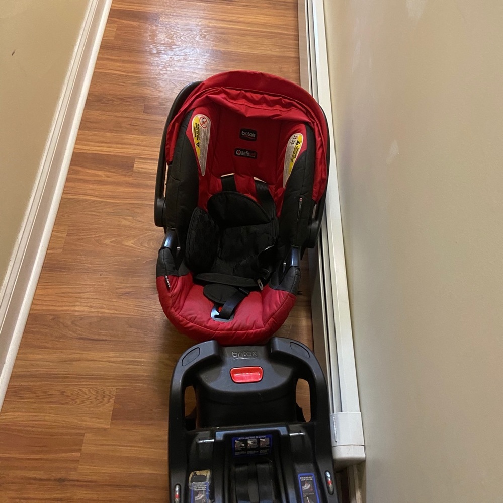 Britax bundle - Picture 2 of 3